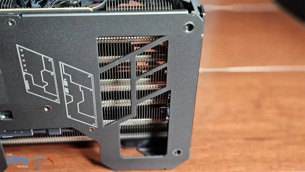 ASUS TUF Gaming Radeon RX 7900 GRE OC Edition: slotted backplate