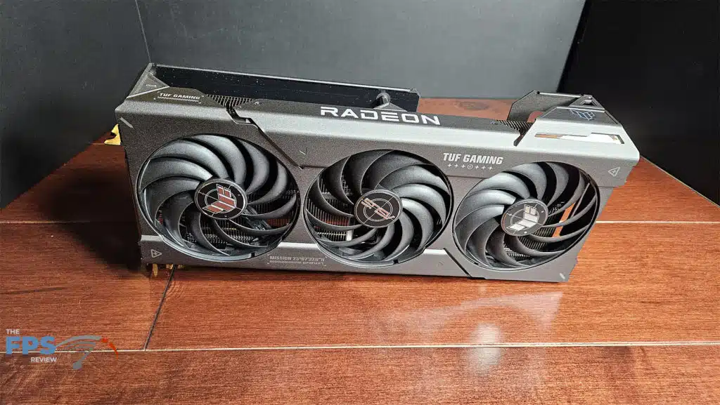 ASUS TUF Gaming Radeon RX 7900 GRE OC Edition: card standing