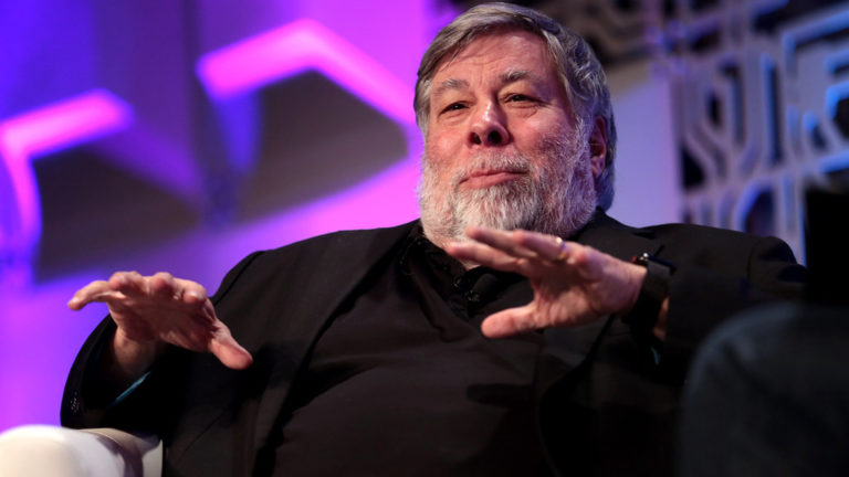 Apple Cofounder Steve Wozniak Tells People to Get off Facebook