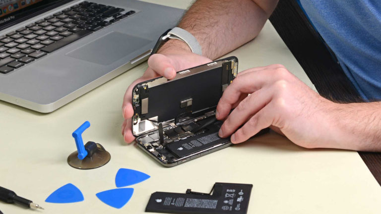 Apple Adds Software Lock to iPhone Batteries, Discouraging 3rd-Party Repair