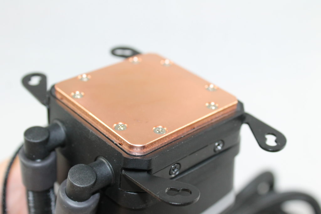 Enermax AQUAFUSION 240 AIO Coldplate