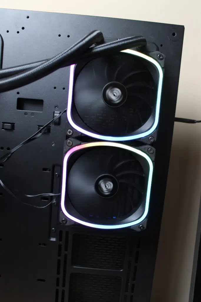 Enermax AQUAFUSION 240 AIO Fans and Radiator Mounted
