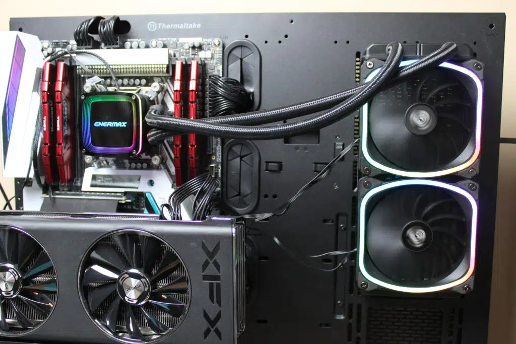 Enermax AQUAFUSION 240 AIO Cooler Installation