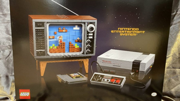 LEGO Releasing NES Comprising 2,646 Parts, Costs Over $200
