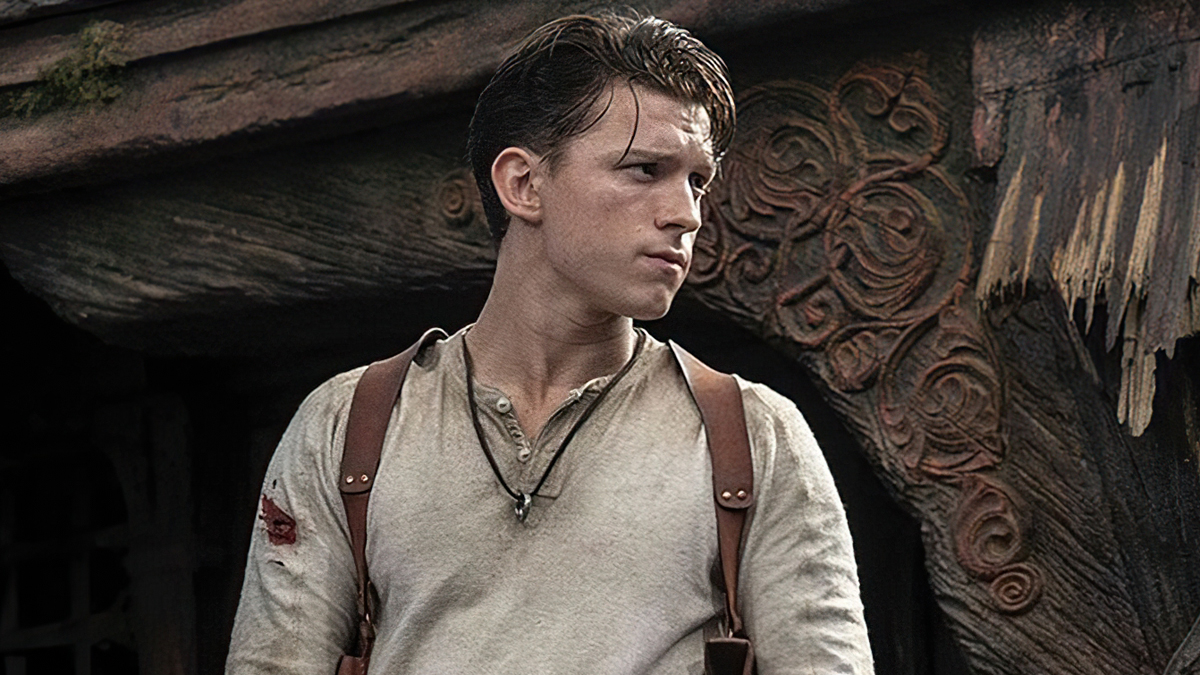 Tom Holland Cosplays As Nathan Drake In New Uncharted Movie Photo