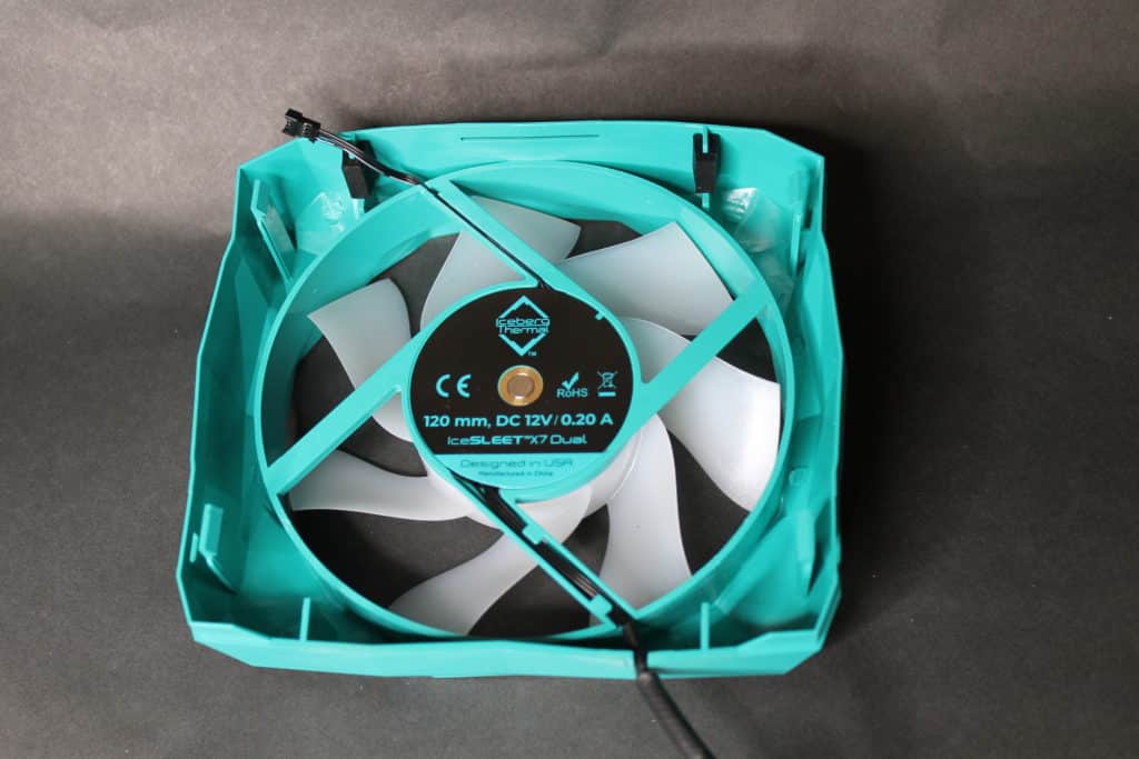 Iceberg Thermal IceSLEET X7 Dual  120mm fan back view