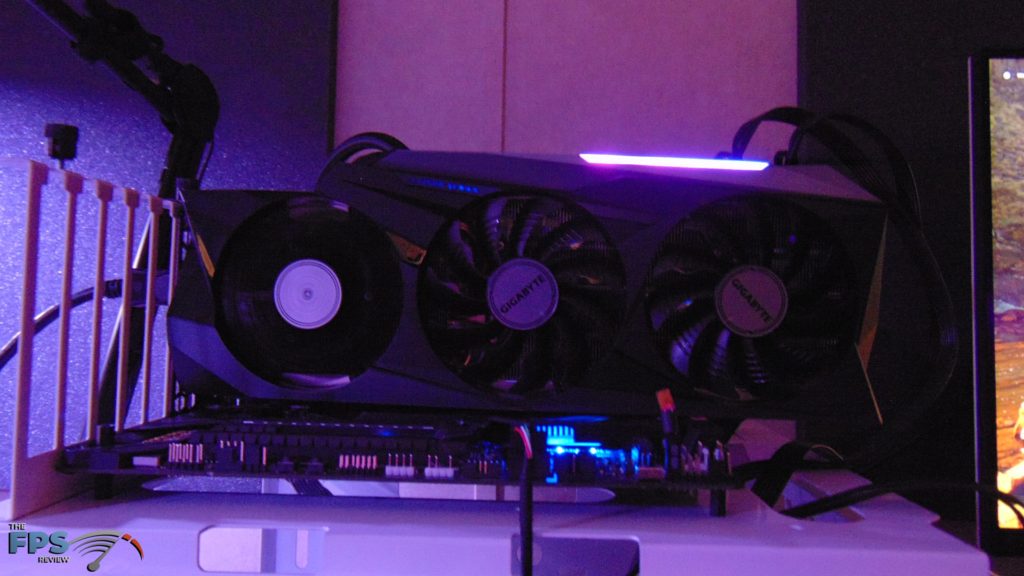 GIGABYTE GeForce RTX 3090 GAMING OC Dark RGB Lighting