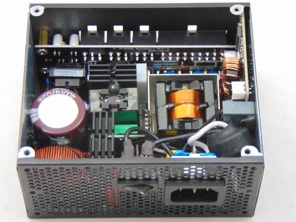 Lian Li SP750 Closeup of Components Inside Power Supply