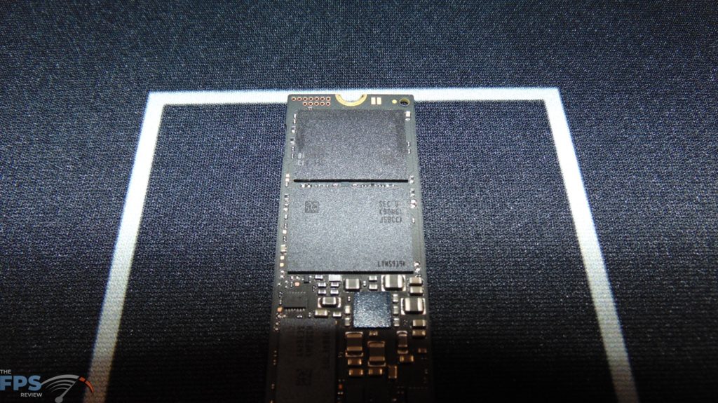 Samsung 970 EVO Plus NVMe M.2 SSD 500GB Closeup of 3D NAND Flash