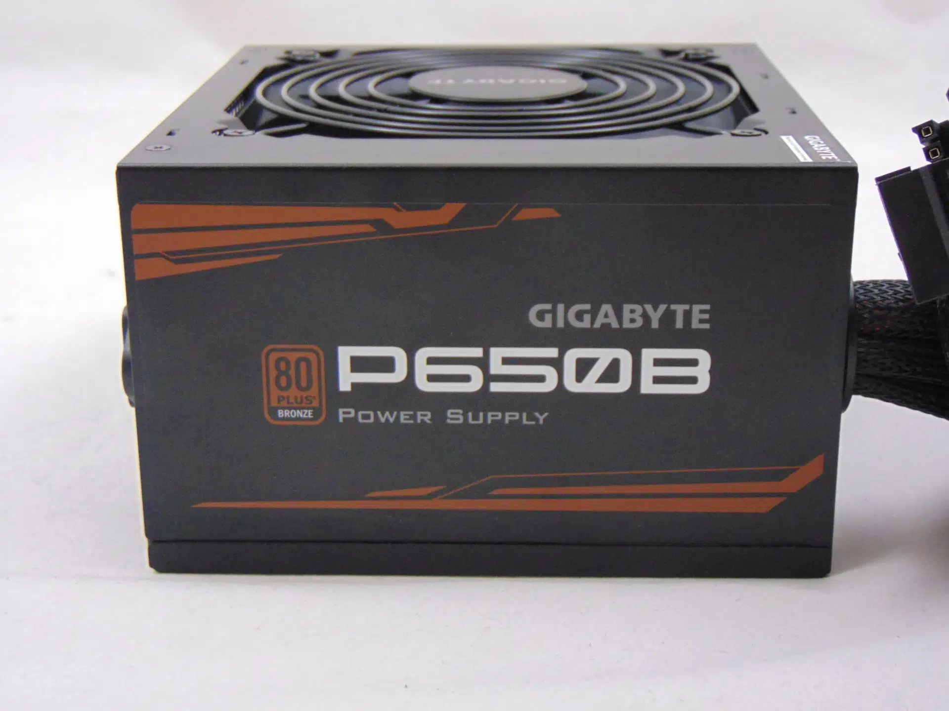 GIGABYTE P650B 650W Power Supply Review Page 3 of 7 The FPS Review
