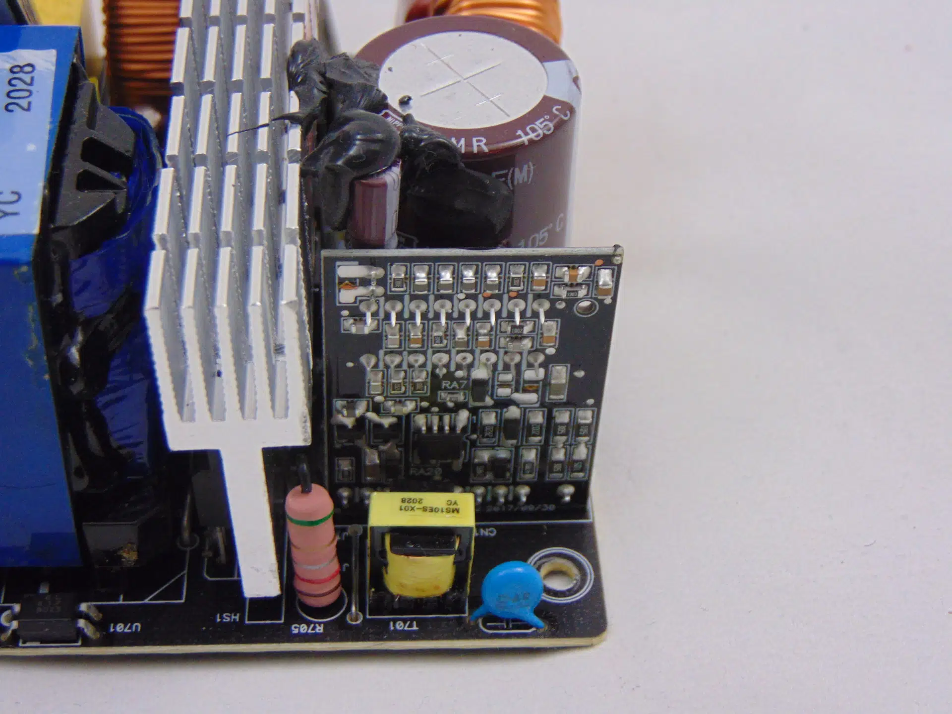 GIGABYTE P650B 650W Power Supply Review Page 3 of 7 The FPS Review