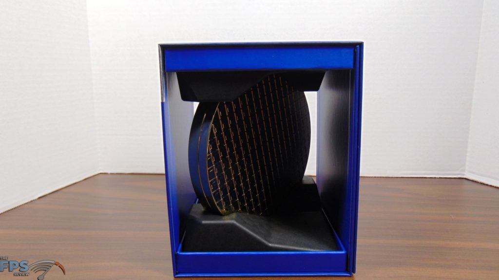 Intel Core i9-12900K Retail Box Side View