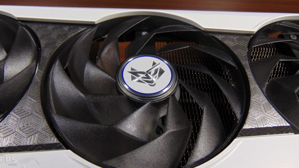 SAPPHIRE NITRO+ AMD Radeon RX 6950 XT PURE closeup of middle fan