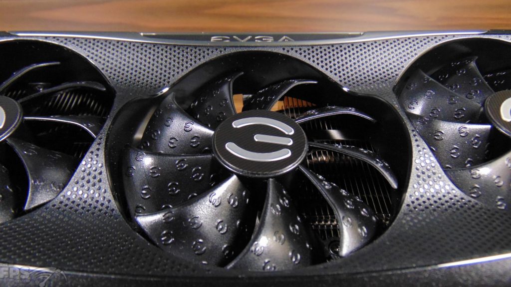 EVGA GeForce RTX 3090 Ti FTW3 Ultra Gaming video card middle fan
