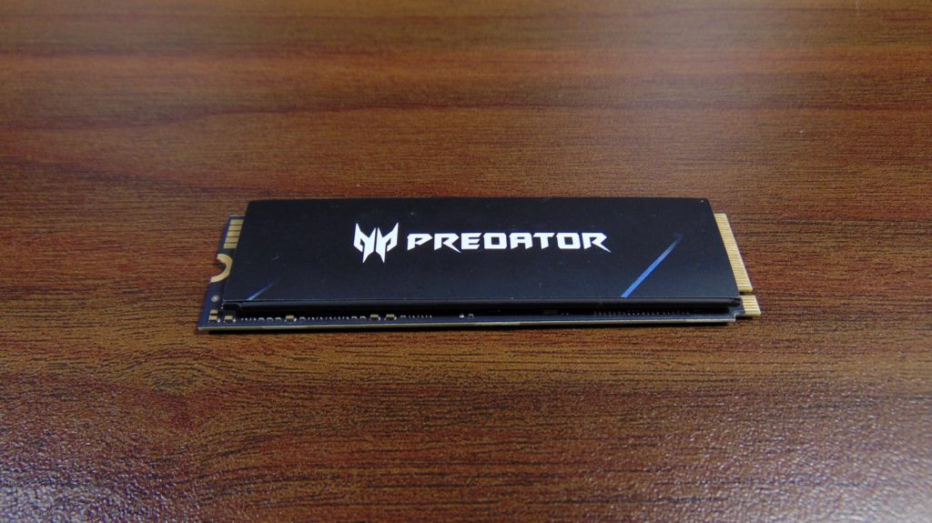 Acer Predator GM7000 2TB Gen4 x4 M.2 SSD Top View