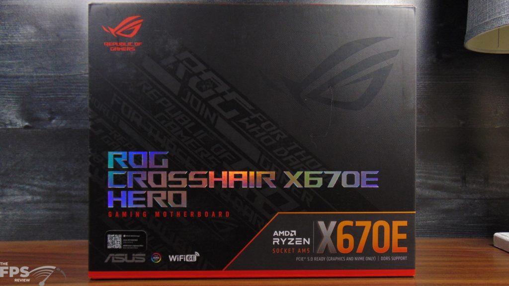 ASUS ROG Crosshair X670E Hero Motherboard Box