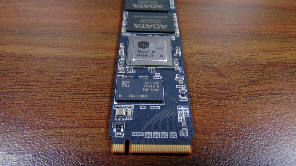 ADATA LEGEND 960 1TB Gen4 x4 M.2 SSD Closeup of DDR4 DRAM