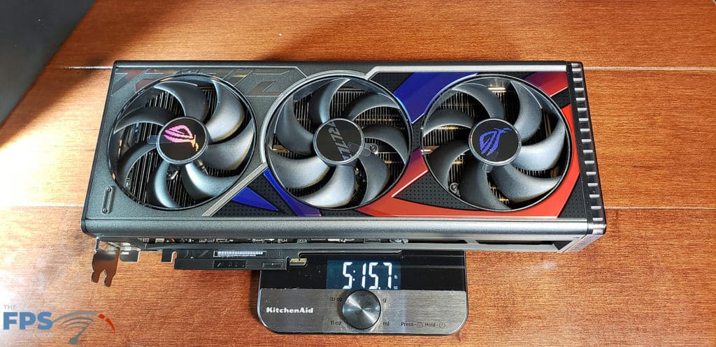 ASUS ROG Strix RTX4080 O16G OC Edition: video card on scale