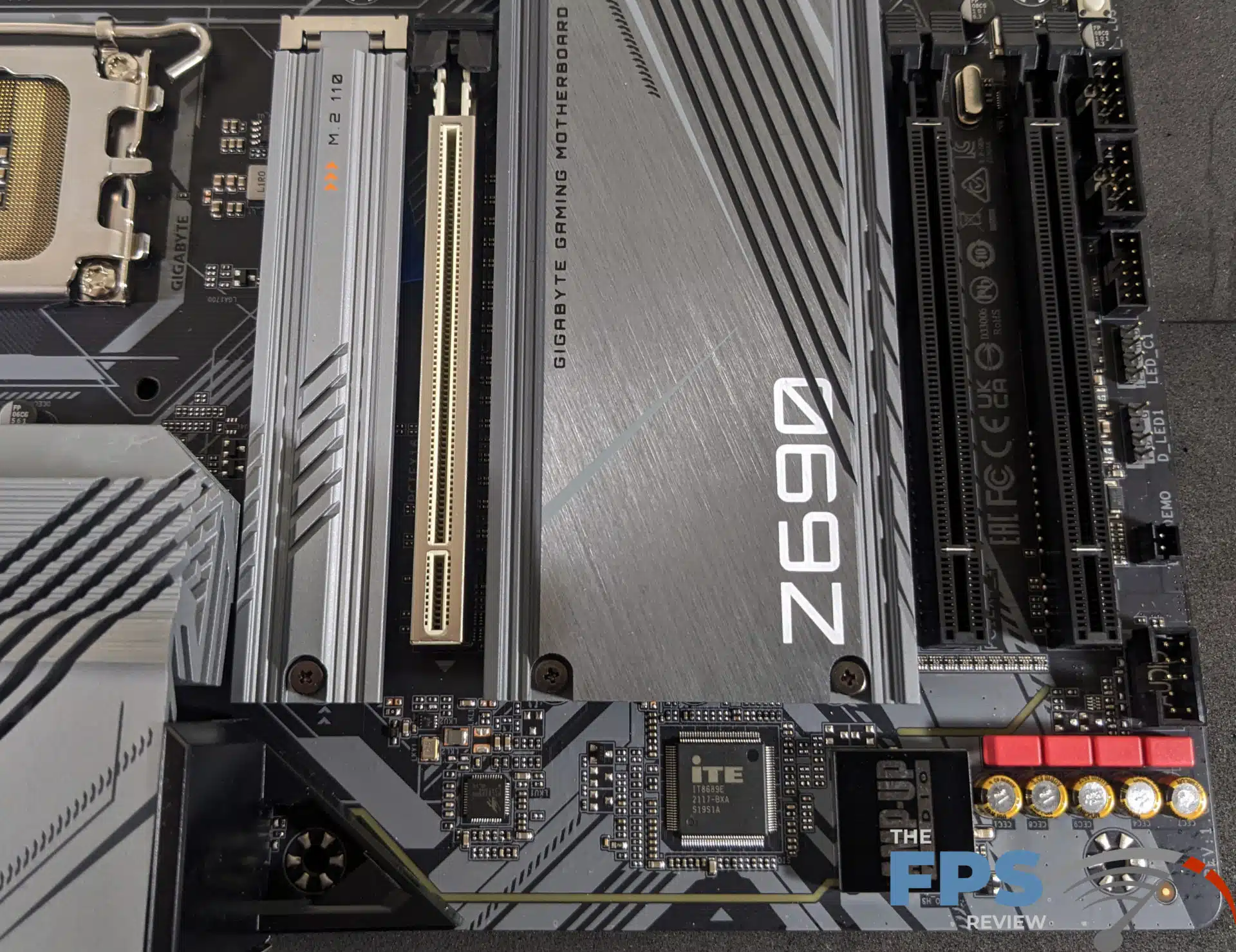 GIGABYTE Z690 GAMING X DDR4 Motherboard Review