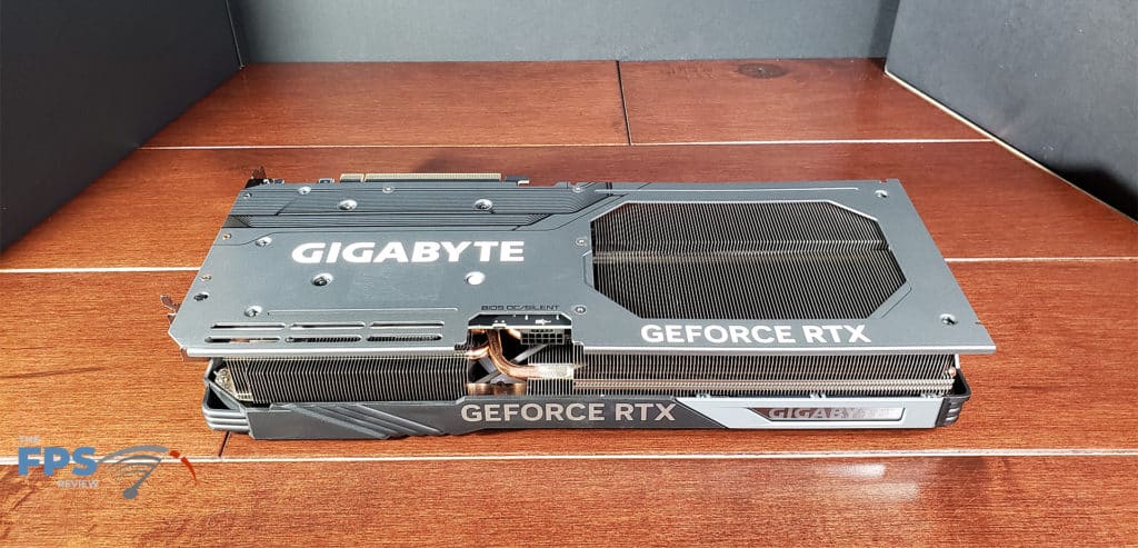 GIGABYTE GeForce RTX 4070 Ti GAMING OC:card-back top outside
