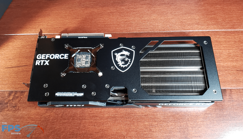 MSI GeForce RTX 4070 GMING X Trio 12G : card, backplate