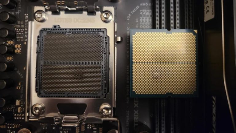 Users Have Shared Images of Burnt AMD 7800X3D and 7950X3D CPUs That Were Installed on ASUS X670 Motherboards