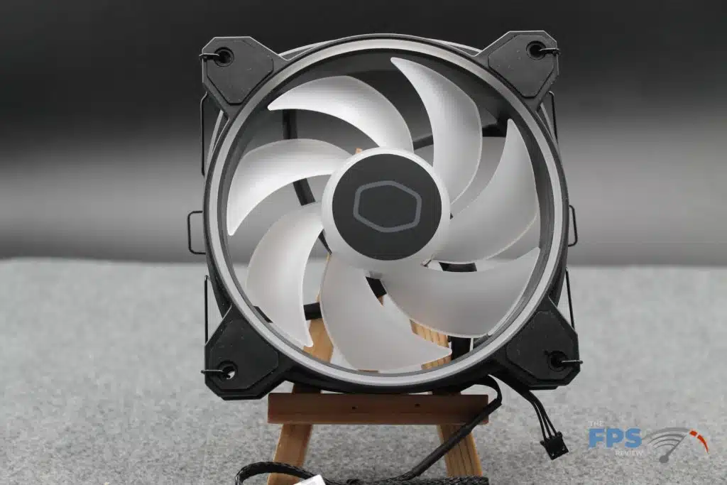 Cooler Master Hyper 622 Halo Black fan front view