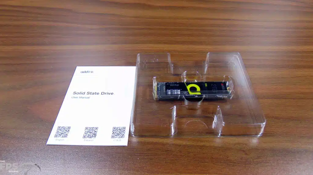 addlink S95 2TB PCIe Gen4 M.2 NVMe SSD box components