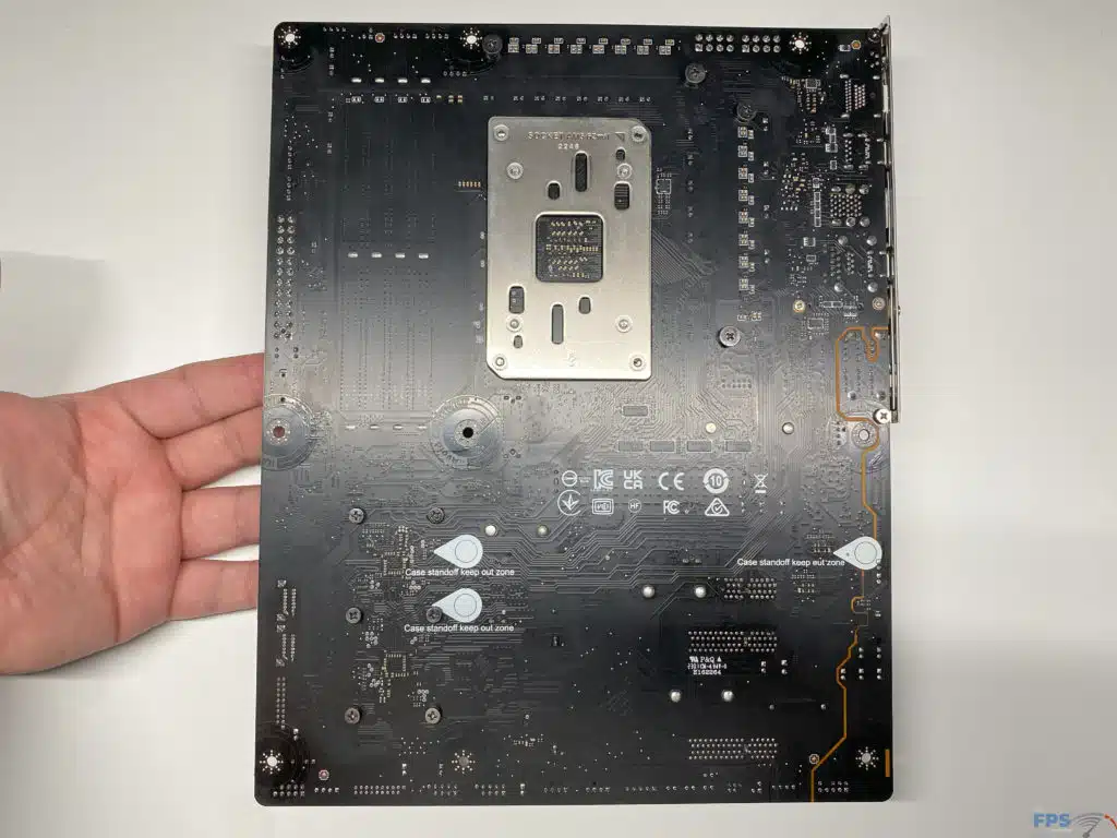 MSI MAG X670E TOMAHAWK WIFI back of motherboard