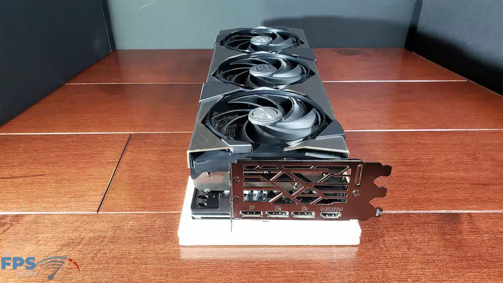 MSI GeForce RTX 4070 Ti SUPRIM X 12G: card I/O panel