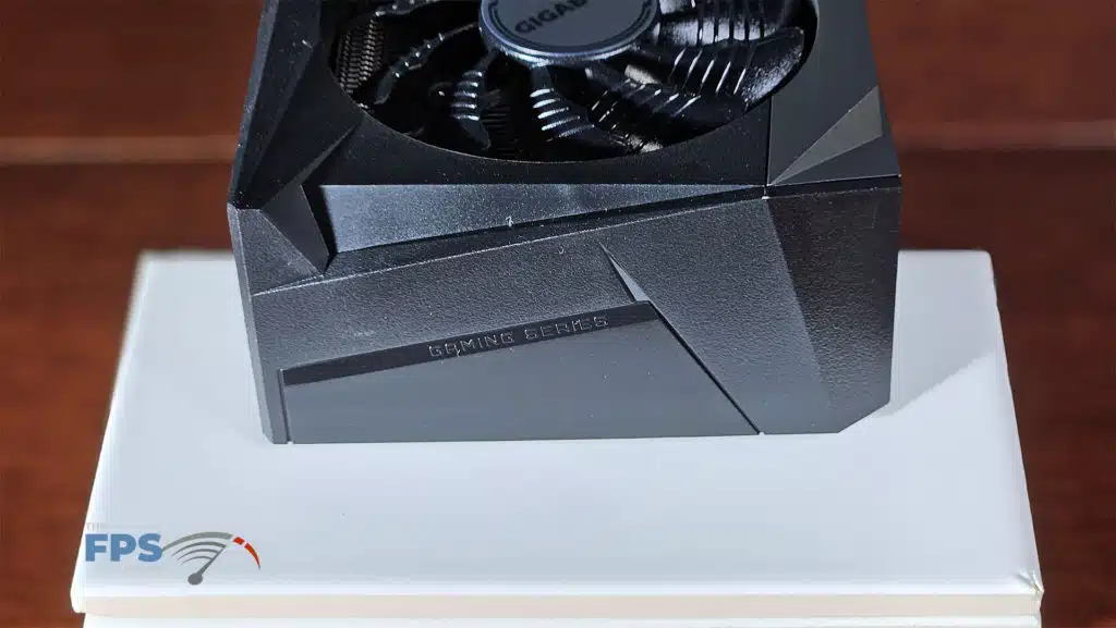 GIGABYTE Radeon RX 7600 GAMING OC: rear lettering