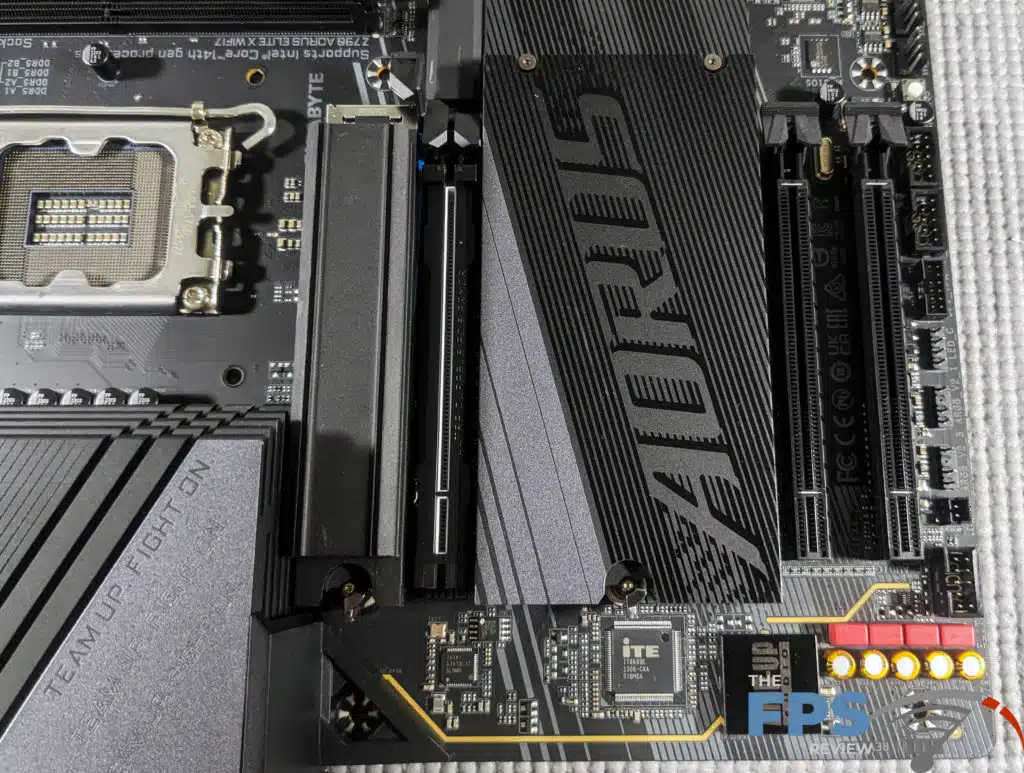 GIGABYTE AORUS Z790 ELITE X WiFi7 M.2 slots covered.