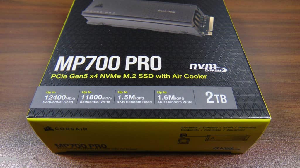 CORSAIR MP700 PRO with Air Cooler 2TB PCIe Gen5 M.2 NVMe SSD Box