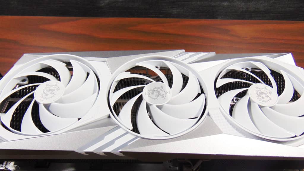 MSI GeForce RTX 4070 Ti SUPER GAMING X TRIO WHITE Fans