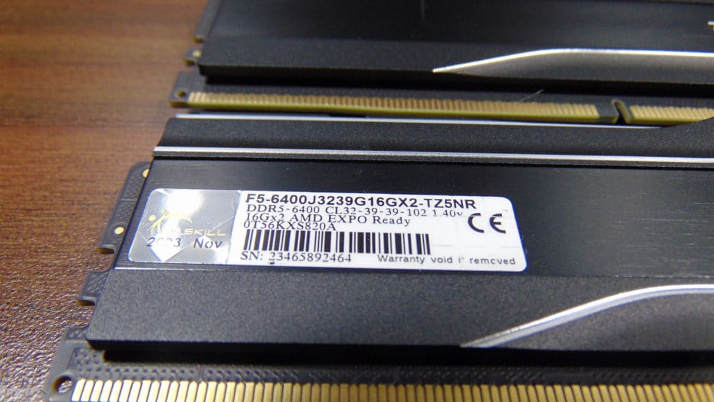 G.SKILL Trident Z5 Neo RGB DDR5 F5-6400J3239G16GX2-TZ5NR (32GB 6400MHz @ 32-39-39-102) memory Closeup of Label