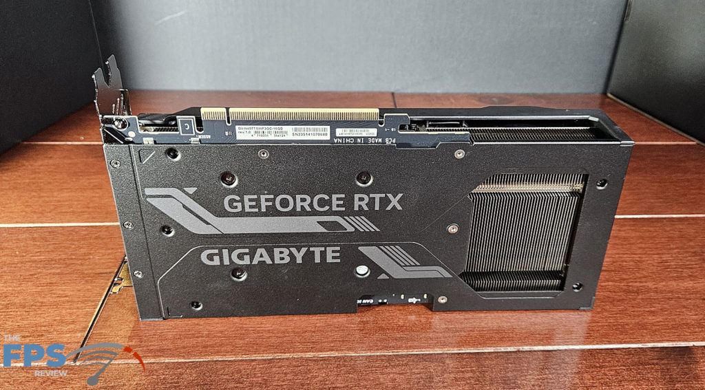 GIGABYTE GeForce RTX 4070 Ti SUPER WINDFORCE OC 16GB: card back standing