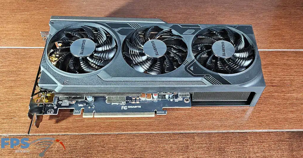 GIGABYTE GeForce RTX 4070 Ti SUPER WINDFORCE OC 16GB: card top