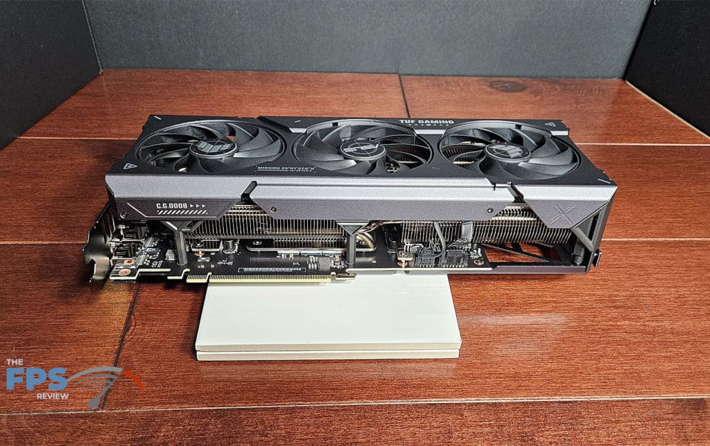 ASUS TUF Gaming GeForce RTX 4070 SUPER OC Edition:  downsode of card