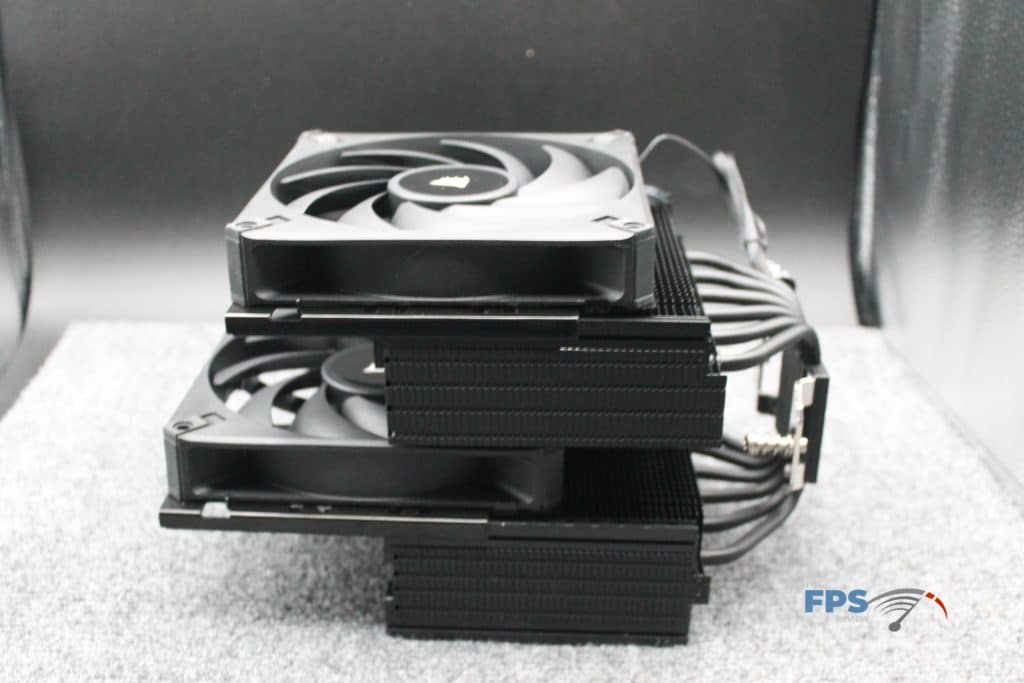 CORSAIR A115 side view with both fans sliding