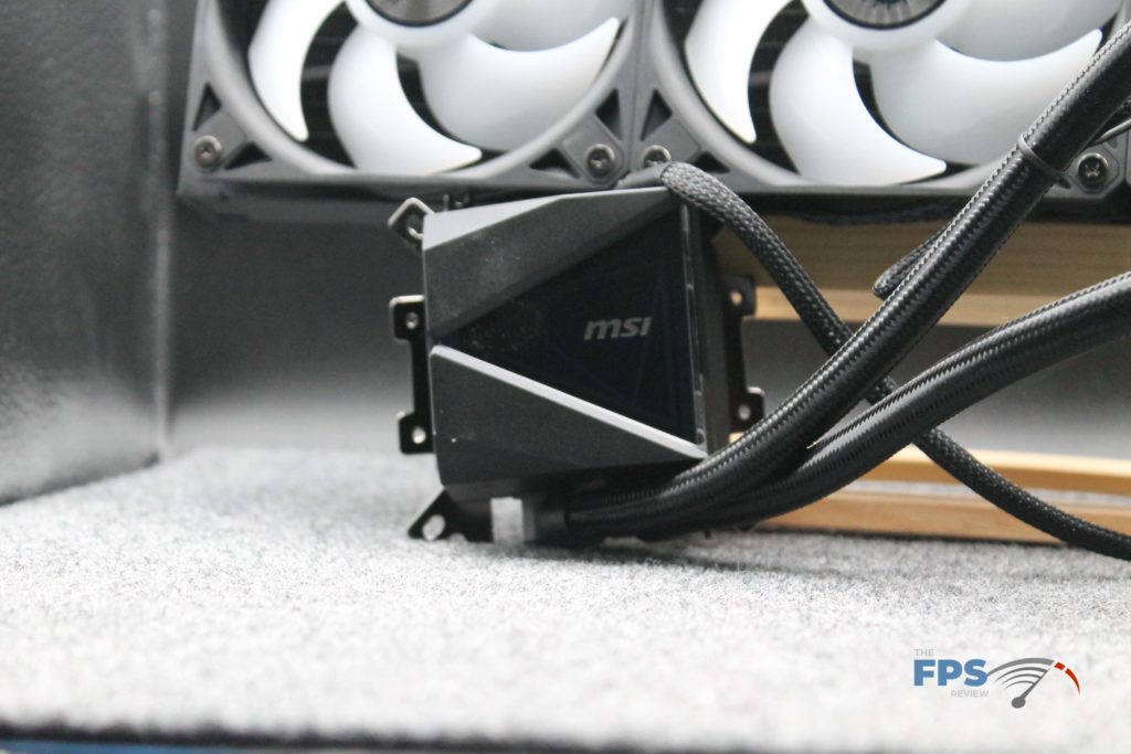 MSI MAG CORELIQUID I360 waterblock overhead view