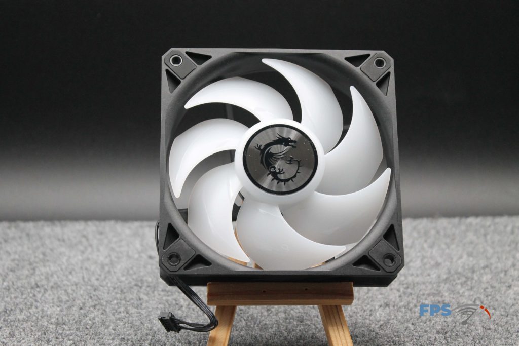 MSI MAG CORELIQUID I360 fan front view