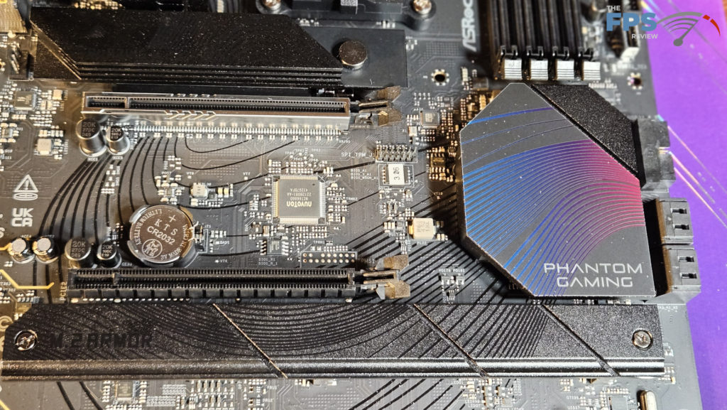 ASRock Phantom Gaming X870 RIPTIDE WiFi:  storage