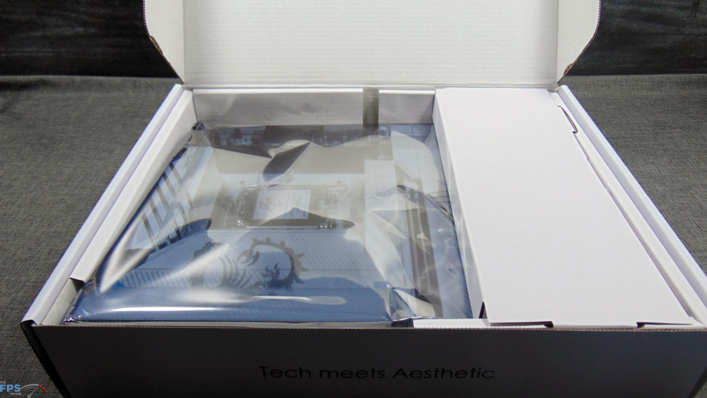 MSI MPG Z890 EDGE TI WIFI Box Inside