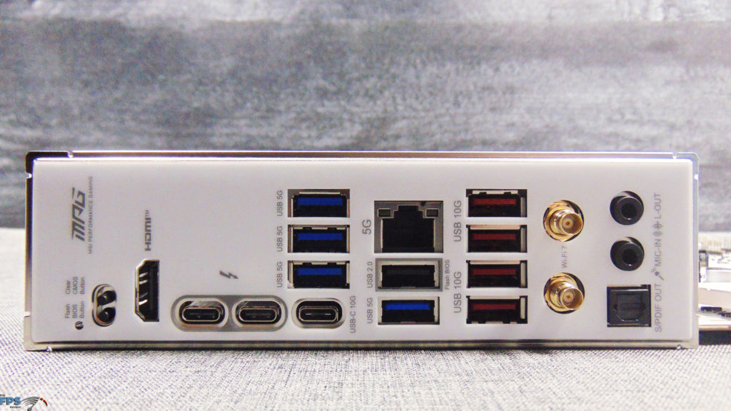 MSI MPG Z890 EDGE TI WIFI Rear I/O