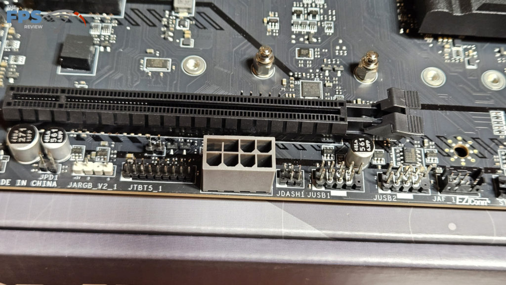 MSI MAG B860 TOMAHAWK WiFi : board bottom row connectors and auxillary PCIe