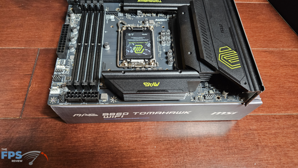 MSI MAG B860 TOMAHAWK WiFi : board top row