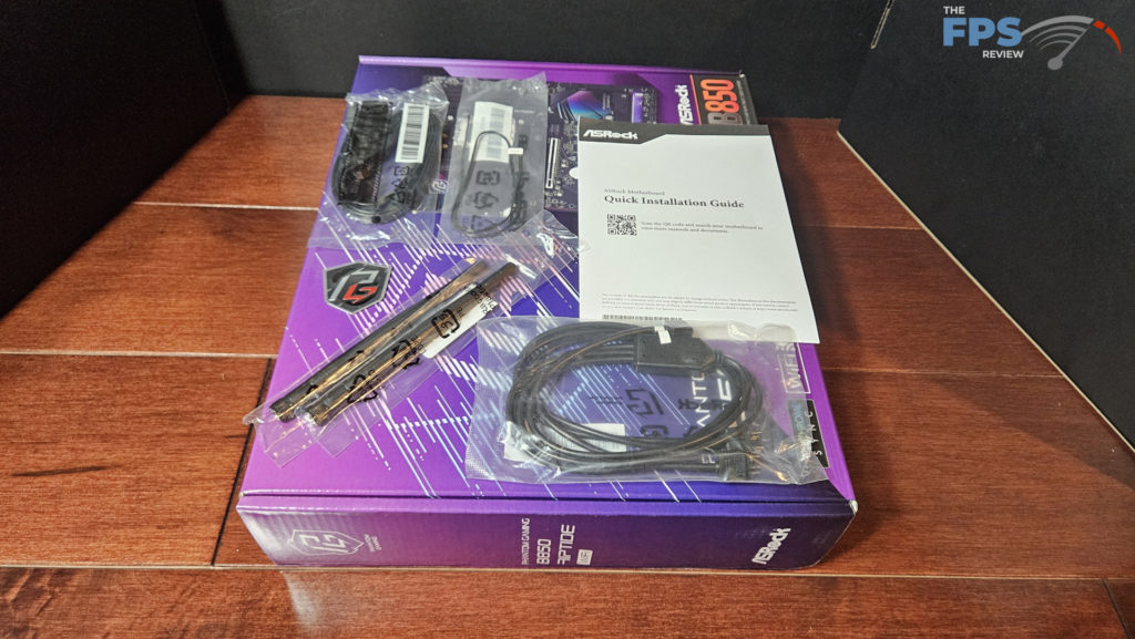 ASRock Phantom Gaming B850 RIPTIDE WiFi motherboard: accessories