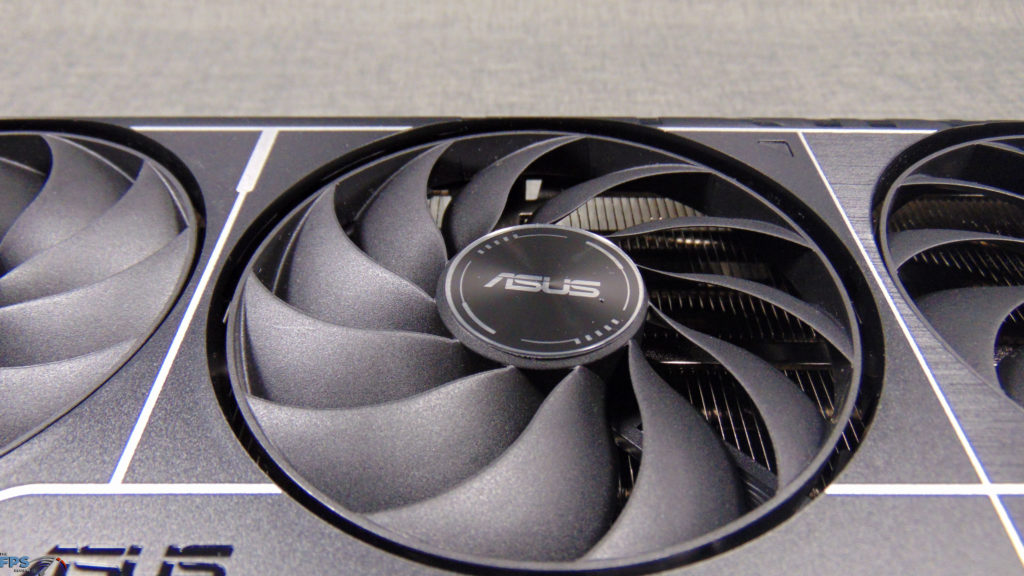 ASUS PRIME GeForce RTX 5070 Ti Middle Fan