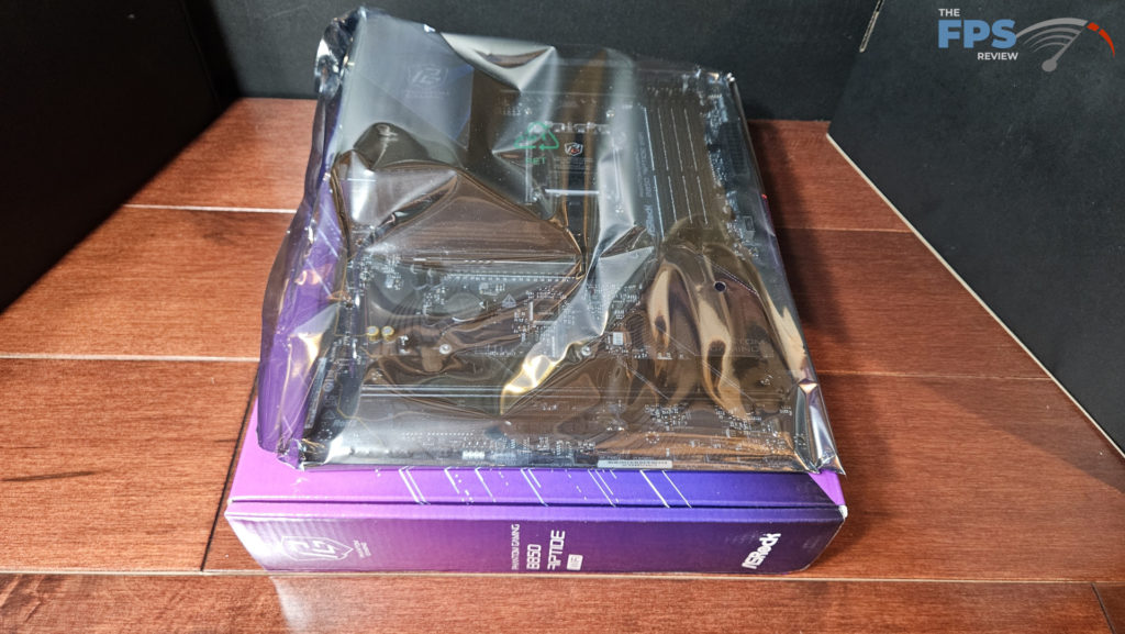 ASRock Phantom Gaming B850 RIPTIDE WiFi motherboard: antistatic