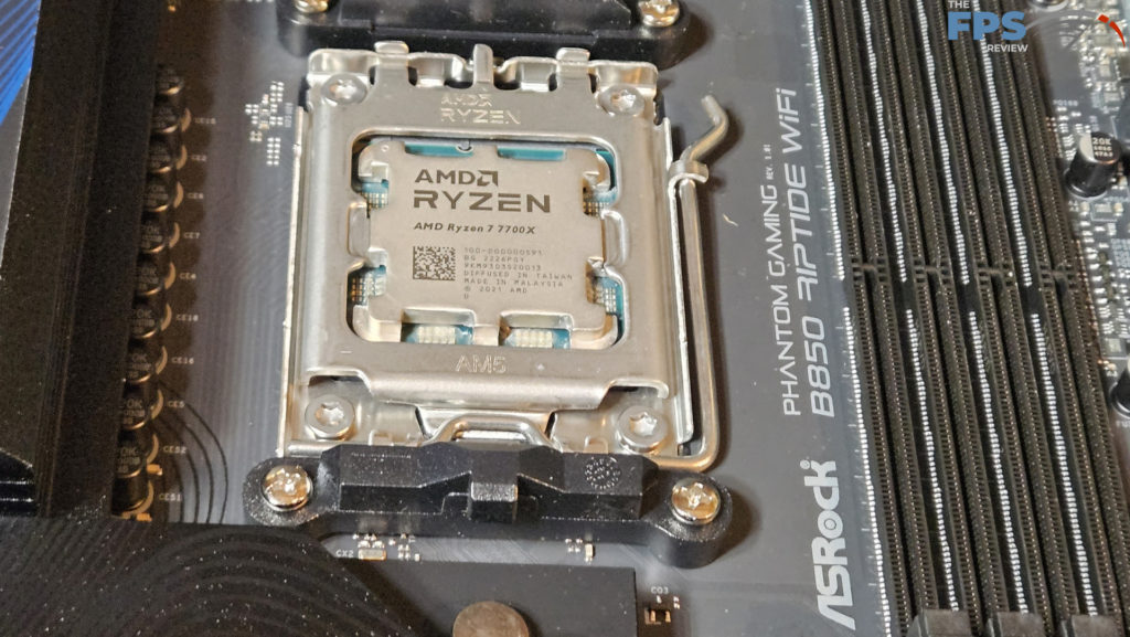 ASRock Phantom Gaming B850 RIPTIDE WiFi motherboard: CPU mounted and memory slots